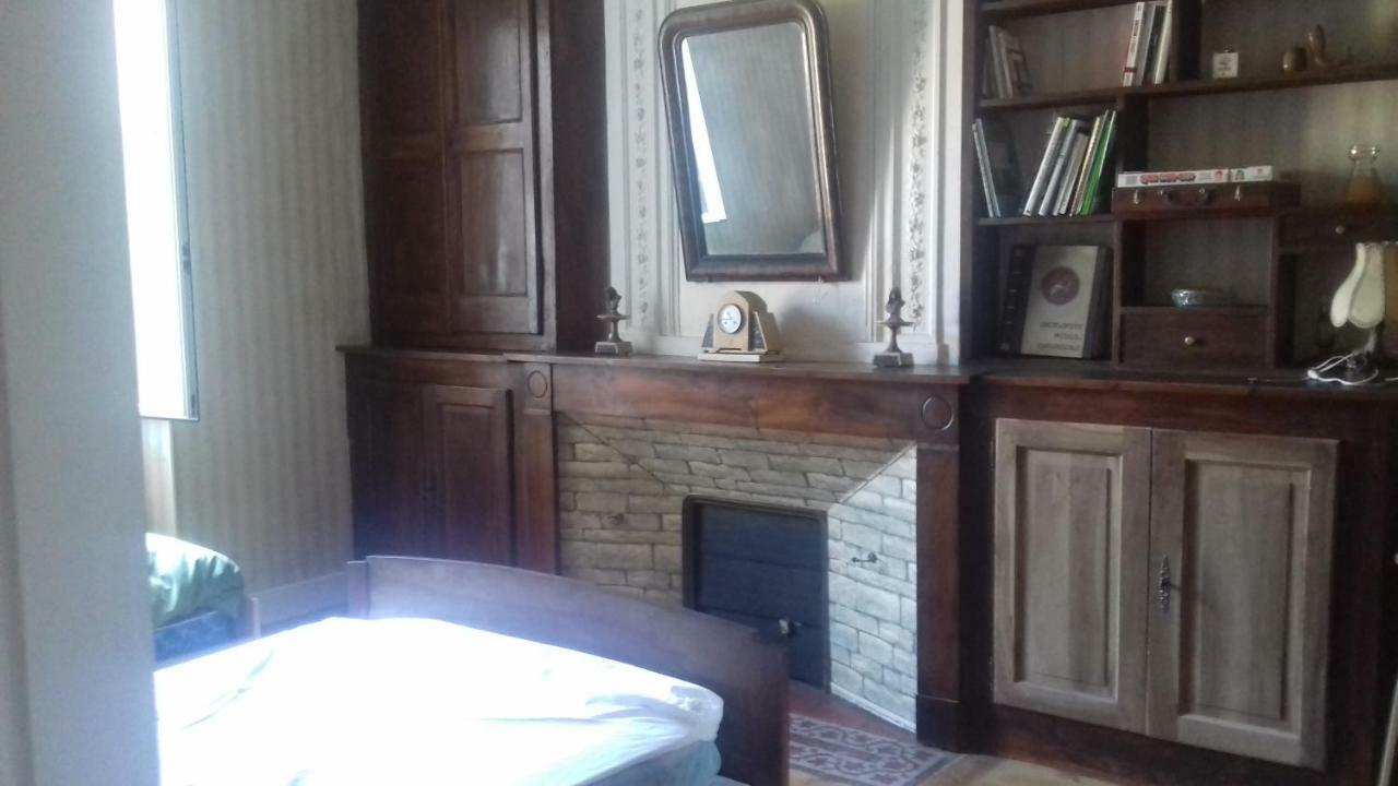 Appartement Du Jardin Saint-Affrique Luaran gambar